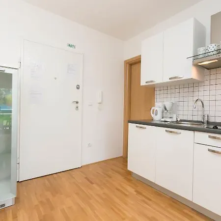 Appartement Apartment Baska Voda *